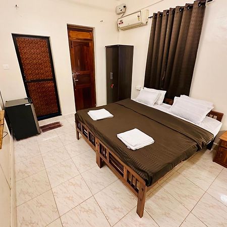 Caroline Guest House 03 Benaulim Dış mekan fotoğraf