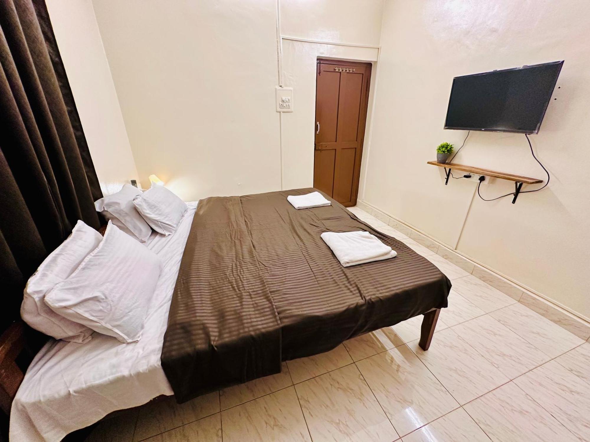 Caroline Guest House 03 Benaulim Dış mekan fotoğraf